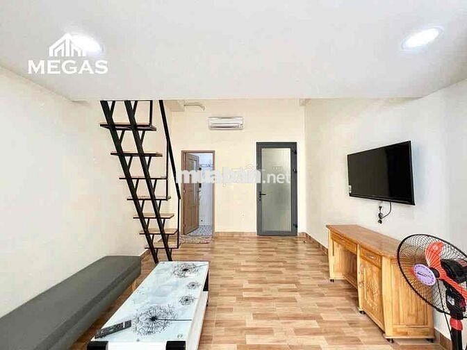 Căn hộ Duplex Full nội thất ban công lớn