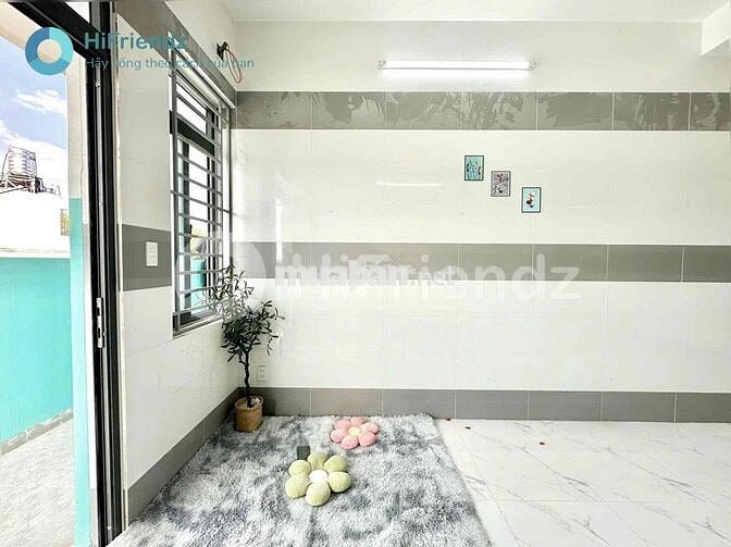 Cho Thuê Phòng Studio Ban Công Rộng Rãi - Ngay Đường Bình Long