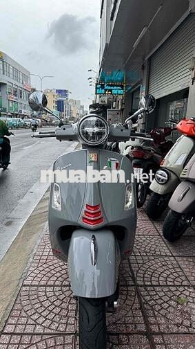 Piaggio Vespa Super GTS 150 2022 Xám 600km