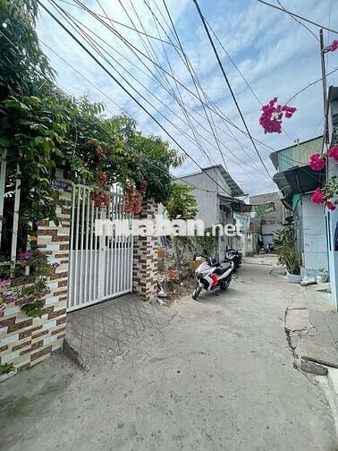 NỀN RỘNG XÂY TRỌ - HẺM 233 NGUYỄN VĂN CỪ
