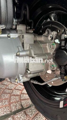Piaggio Vespa Super GTS 150 2022 Xám 600km