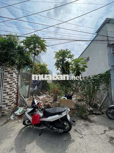 NỀN RỘNG XÂY TRỌ - HẺM 233 NGUYỄN VĂN CỪ