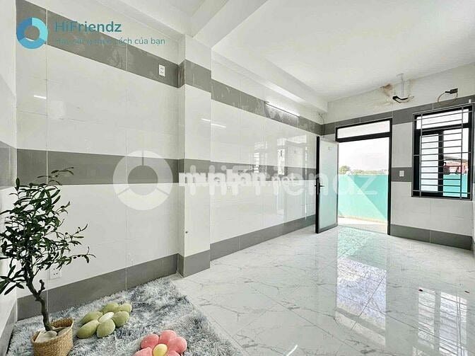 Cho Thuê Phòng Studio Ban Công Rộng Rãi - Ngay Đường Bình Long
