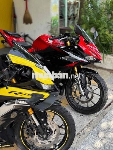 Yamaha R15 V3