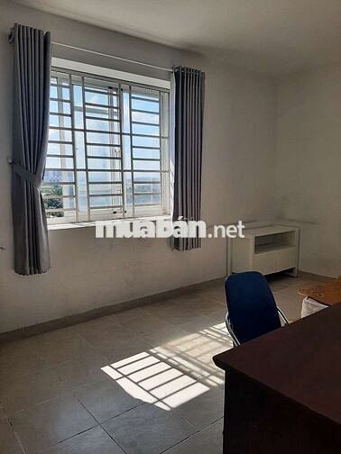 Chính chủ cho thuê căn góc 2PN, 75m2