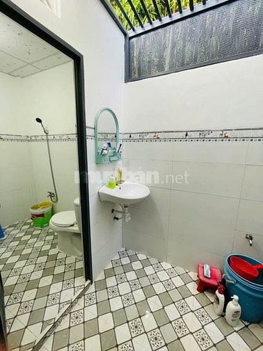 Bán gấp nhà C4 dt 77m2 Trần Thị Cẩm Tân Phú Trung SHR Giá 810 triệu