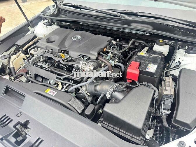 Toyota Camry 2024 2.5Q 29.000km Trắng