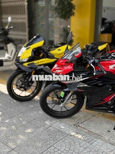 Yamaha R15 V3