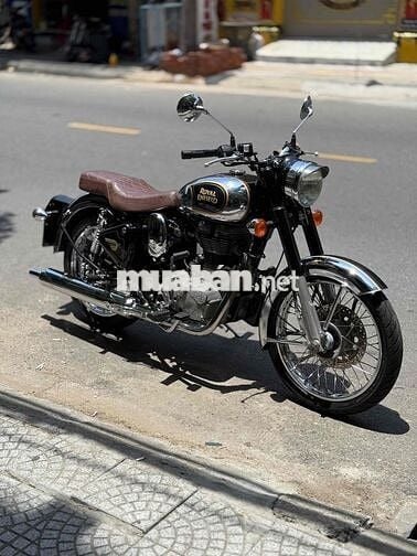 Royal Enfield Classic 500 odo 9400 km