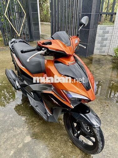 Honda Air Blade 2017 Cam đen