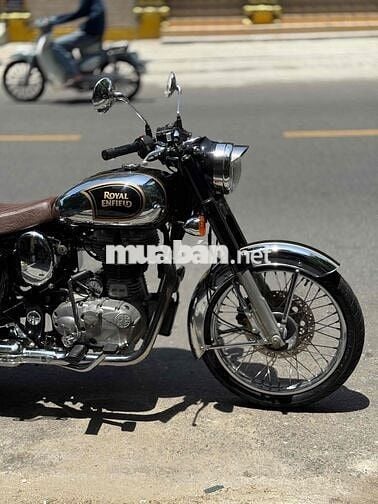 Royal Enfield Classic 500 odo 9400 km