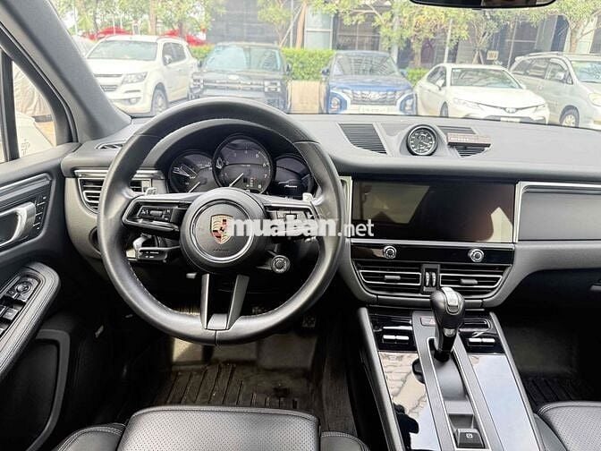 Porsche Macan 2023