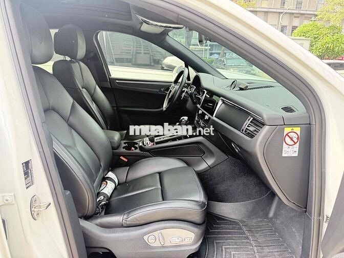 Porsche Macan 2023