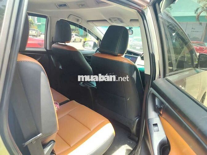 Toyota Innova E 2019 Đồng ánh kim bs hà nội