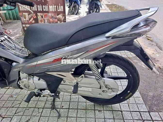Honda Future FI 2013 Xám đen 65000 km xe đẹp 12tr5