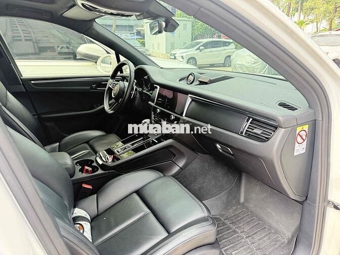 Porsche Macan 2023
