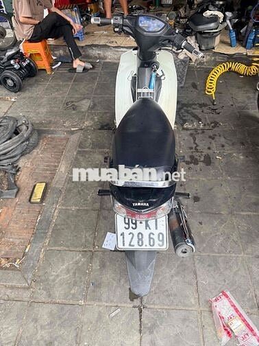 Yamaha Sirius 2011 Trắng đen