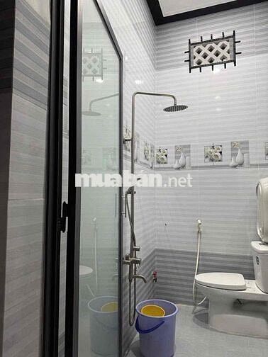 NHÀ CÒN MỚI SAU KHU ĐỀN THỜ PHẠM HÙNG,NHÀ CÓ 2 PN, 2WC, CÓ SỞ HỮU NHÀ,