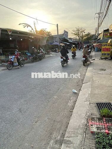 CHO THUÊ MẶT BẰNG KINH DOANH VỊ TRÍ ĐẸP - ĐỨC HOÀ, LONG AN