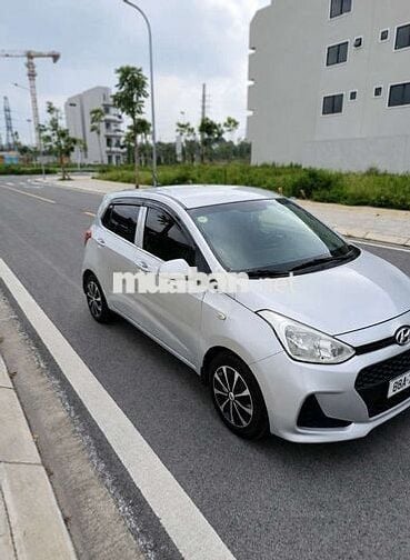 Hyundai i10 2017 Bạc Số sàn