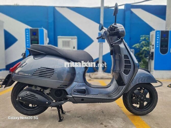Piaggio Vespa GTS 125 Xám Zin