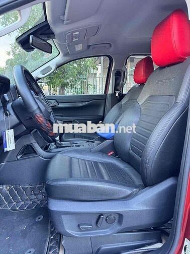 Ford Everest Sport 2023 xe cá nhân đi kỹ