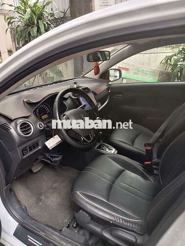 Mitsubishi Attrage 2023 Trắng