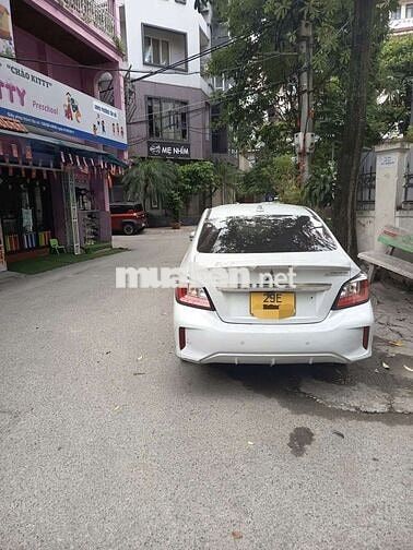 Mitsubishi Attrage 2023 Trắng