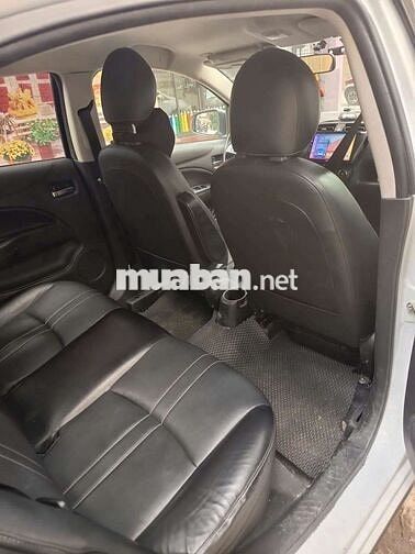 Mitsubishi Attrage 2023 Trắng