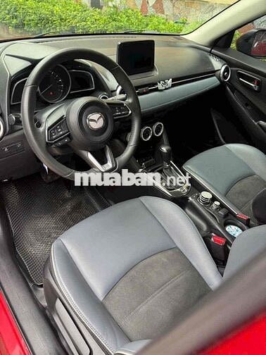 Mazda 2 Luxury 2020 Đỏ