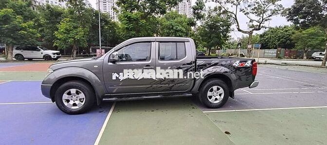 Navara số sàn 2 cầu 2013 xe zin không lỗi