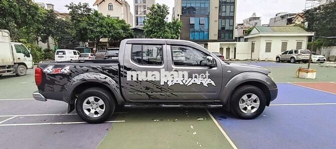 Navara số sàn 2 cầu 2013 xe zin không lỗi