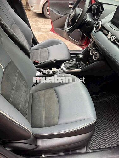 Mazda 2 Luxury 2020 Đỏ