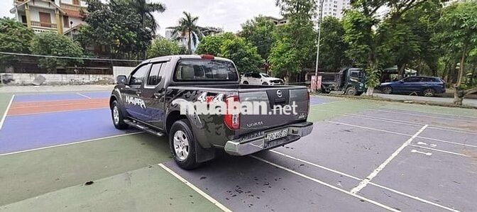 Navara số sàn 2 cầu 2013 xe zin không lỗi