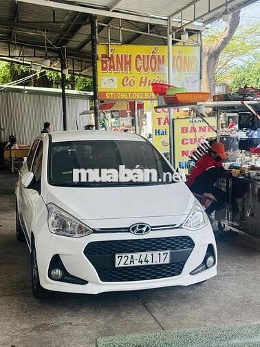 Hyundai Grand i10 Trắng 5 chỗ