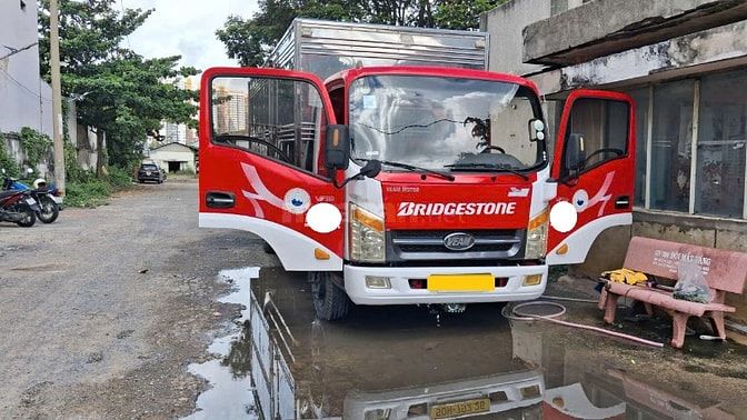 Bán xe VEAM Thùng kín đời 2017