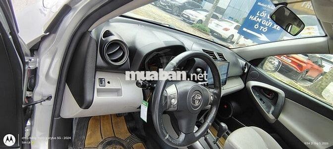 Toyota RAV4 2008 Limited Bạc