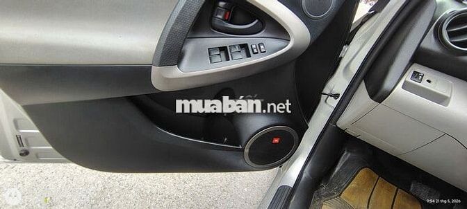Toyota RAV4 2008 Limited Bạc