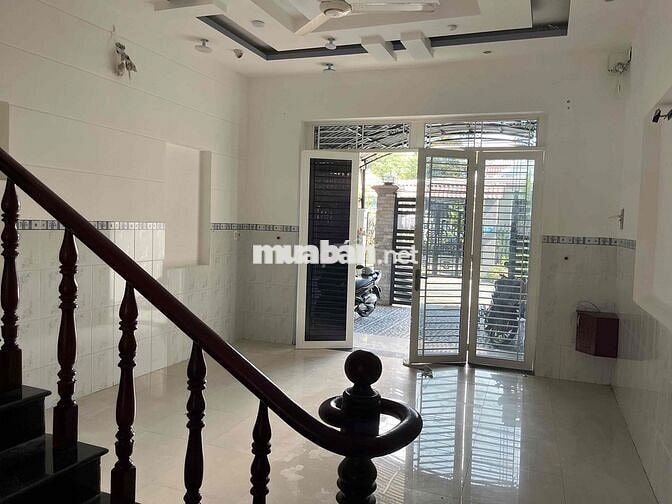 Nhà Riêng phù hợp cho sự yên tĩnh sạch sẽ Tại Thuận An