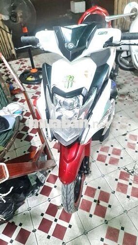Yamaha Nouvo RC Trắng đỏ
