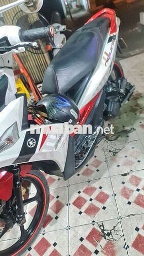 Yamaha Nouvo RC Trắng đỏ