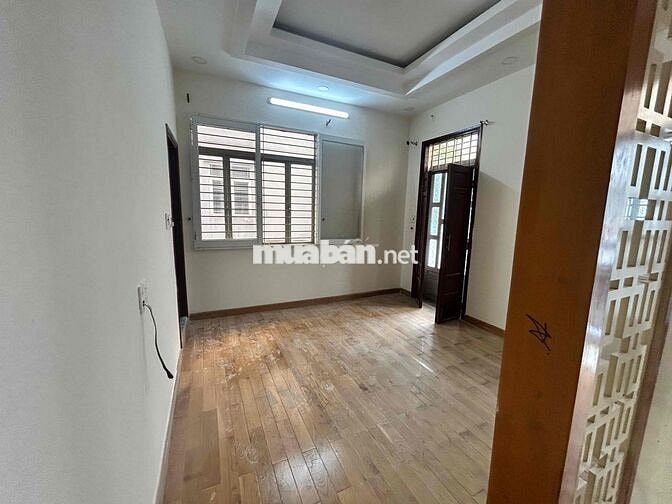 Góc 2MT Khu chợ Tân Hương - 8 x 16 - Trệt 2 lầu sân thượng