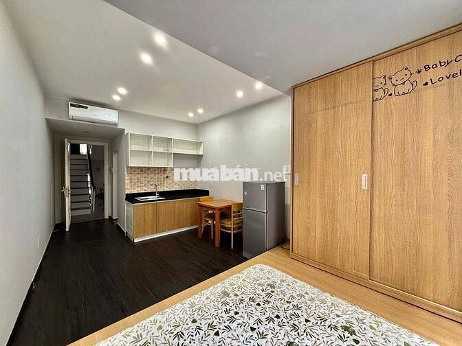 Cho Thuê Căn Hộ Cửa Sổ Lớn Full NT Rộng 30m2 Ngay Chợ Bến Thành Q1