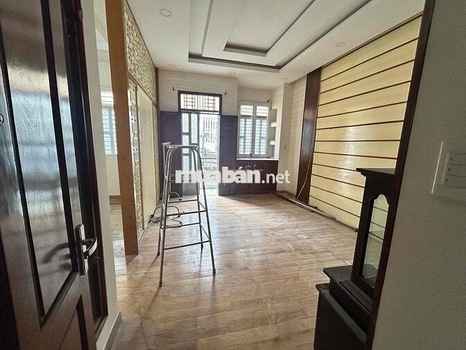 Góc 2MT Khu chợ Tân Hương - 8 x 16 - Trệt 2 lầu sân thượng
