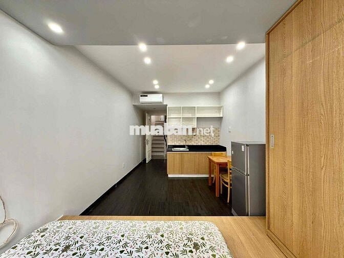 Cho Thuê Căn Hộ Cửa Sổ Lớn Full NT Rộng 30m2 Ngay Chợ Bến Thành Q1