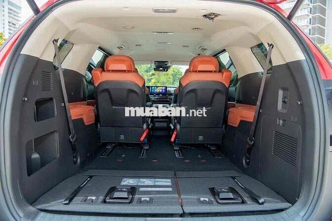Kia Carnival 2.2D xe sẳn giao ngay