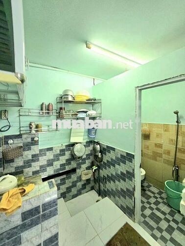 nhà kế đường xe hơi gần cầu Phú Xuân Huỳnh Tấn Phát
