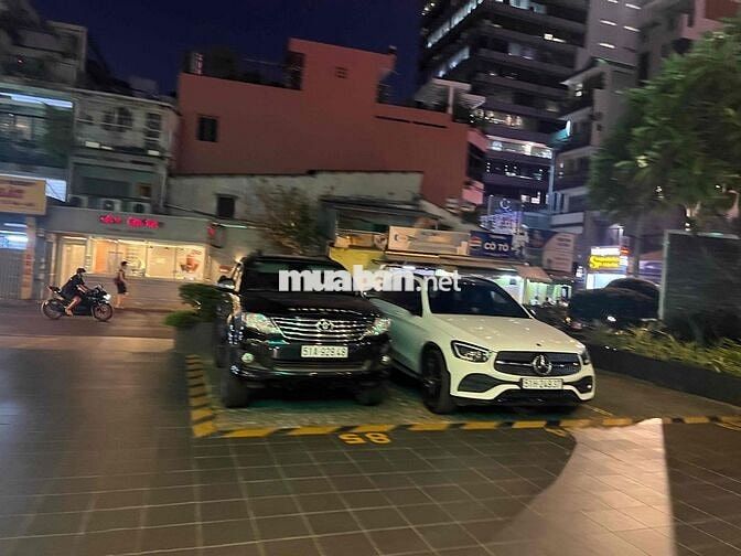Toyota Fortuner 2015 Đen 140.000 km