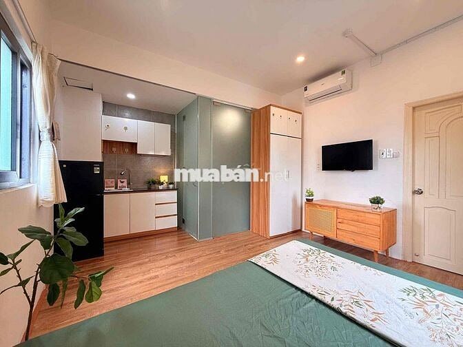 Gần Bùi Viện trống căn studio siêu đẹp siêu sang