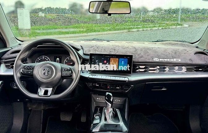MG MG5 STD 2024 Trắng 35.000km